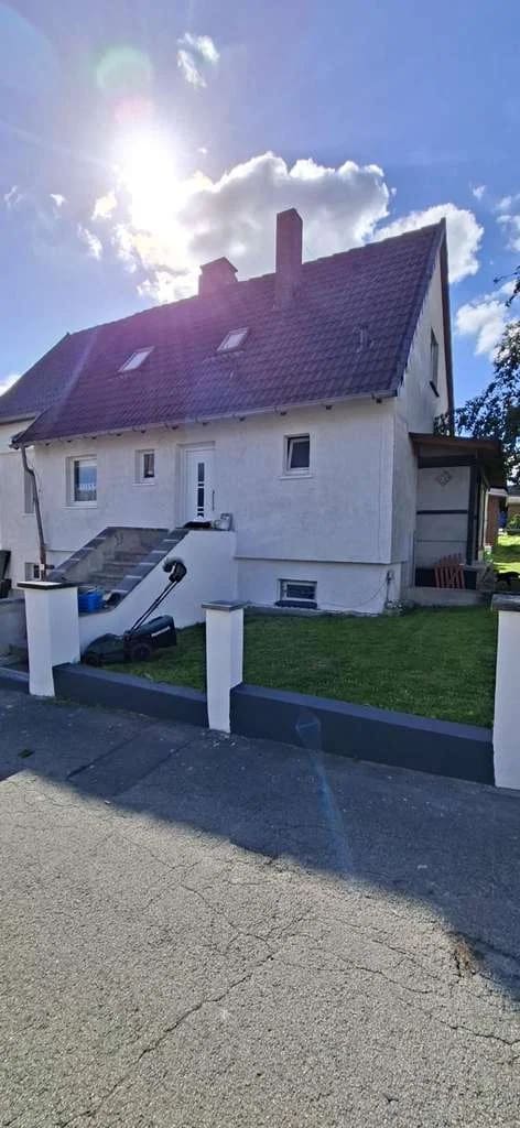 Immobilie in Lenne - Alltagstaugliches Einfamilienhaus mit 6 Zimmern in Lenne - Bild 1