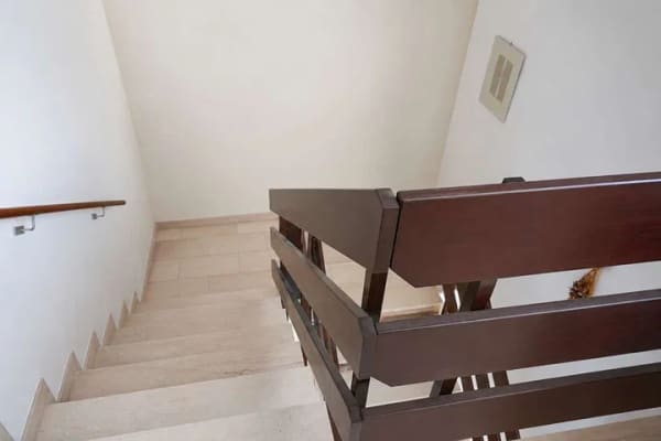 Immobilie in Oestrich-Winkel - Rheingau-Idylle mit Schlossblick – attraktives Dreifamilienhaus in Mittelheim - Bild 2