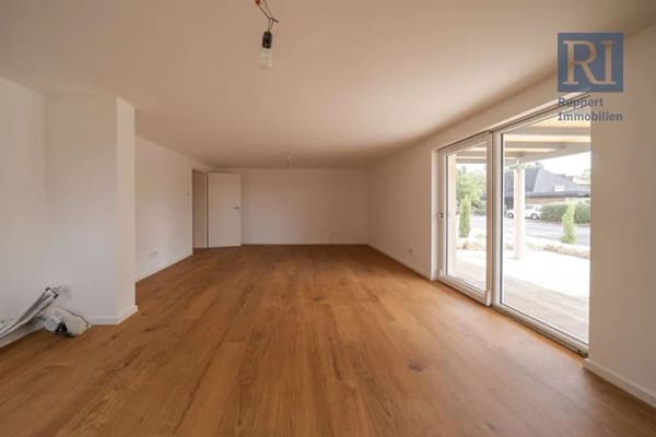 Immobilie in Marktbreit - Modernes Mehrparteienhaus mit flexibler Nutzung - Bild 3