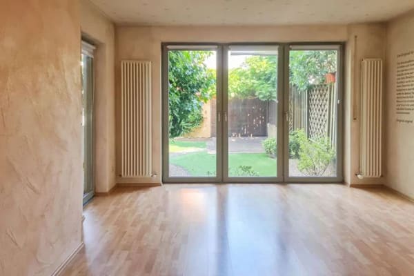 Immobilie in Hösbach - Gepflegtes stattliches Zweifamilienhaus mit Nebengebäude und schönem Garten - Bild 3