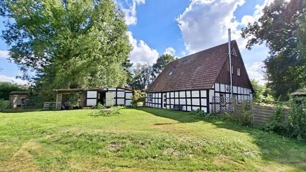 Immobilie in Gnarrenburg - immo-schramm.de: In Alleinlage: modernisiertes Fachwerkhaus auf gr. Grundstück - Bild 4