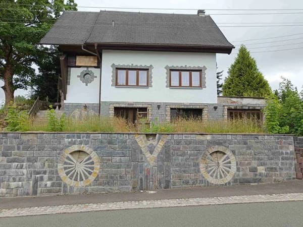 Immobilie in Schönheide - Gemütliches Einfamilienhaus in ruhiger und attraktiver Lage von Schönheide - Bild 0
