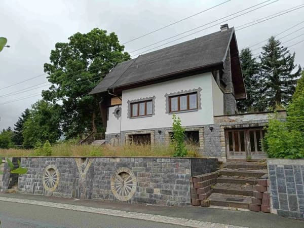 Immobilie in Schönheide - Gemütliches Einfamilienhaus in ruhiger und attraktiver Lage von Schönheide - Bild 1