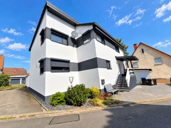 Immobilie in Altenglan - Viel Platz für die Familie – modernes Einfamilienhaus mit 204 m² in Altenglan - Bild 0