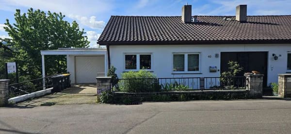 Immobilie in Ohmden - Haus mit vielen Extras: Bosch-Wärmepumpe, PV-Anlage, Kachelofen, Sauna, Sonnenterrasse, Aussicht... - Bild 3