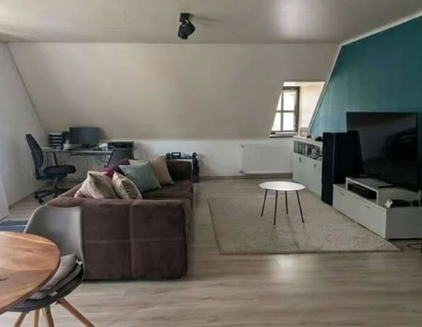 Immobilie in Vohburg an der Donau - Charmante Dachgeschosswohnung mit 116 m², Balkon und Blick über die Vohburger Altstadt - Bild 1
