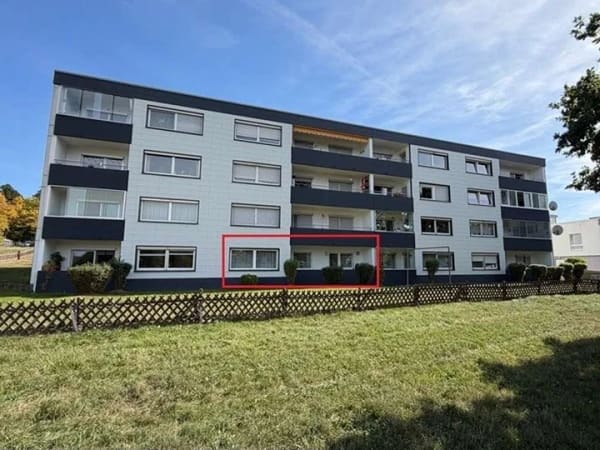 Immobilie in Villingen-Schwenningen - Vermietete 2-Zimmer-Wohnung mit Garage - Bild 1