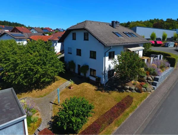 Immobilie in Leun - Junges Haus mit viel Platz in ruhiger Lage - Bild 0