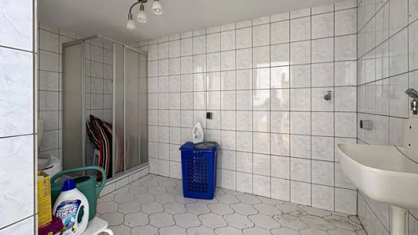 Immobilie in Laucha an der Unstrut - Haus mit Hof, Garten und Potenzial! - Bild 2
