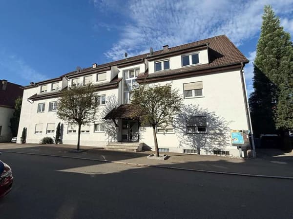 Immobilie in Krauchenwies - Für Kapitalanleger! Gut vermietete 1,5 Zimmer EG-Whg in idyllischer Umgebung - Bild 2
