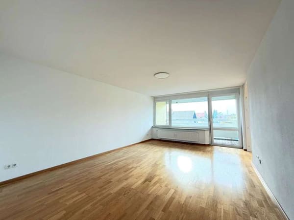 Immobilie in Marktoberdorf - Bezugsfreie 3-Zimmer-Wohnung mit Balkon – Ihr neues Zuhause im Herzen des Allgäus - Bild 1