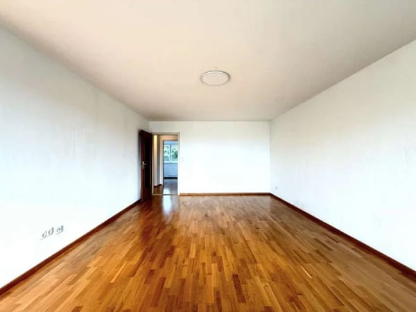 Immobilie in Marktoberdorf - Bezugsfreie 3-Zimmer-Wohnung mit Balkon – Ihr neues Zuhause im Herzen des Allgäus - Bild 2