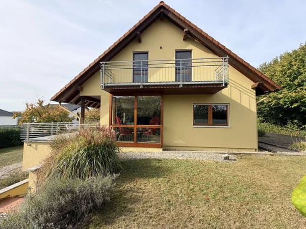 Immobilie in Lonnerstadt - Modernes EFH in Ortsrandlage | 125m² Wohnfläche | 840m² Grund | Energie A | Von privat - Bild 1