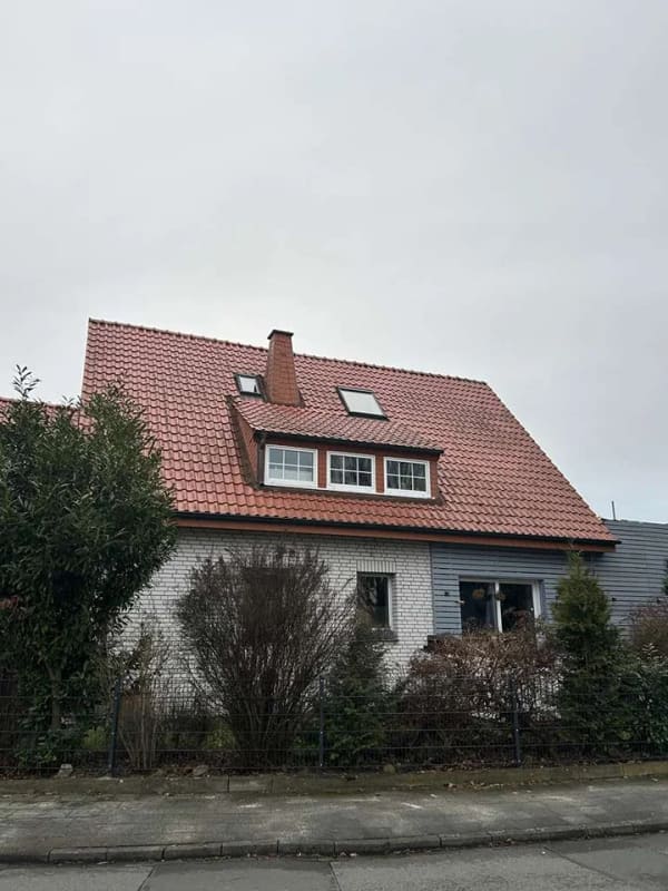 Immobilie in Paderborn - ***Zweifamilienhaus mit 2 ELW in TOP-Lage in Paderborn-Elsen*** - Bild 2