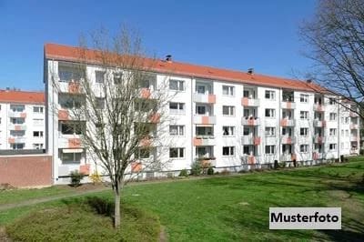 Immobilie in Lauter-Bernsbach - Mehrfamilienhaus in Lauter-Bernsbach - Bild 1