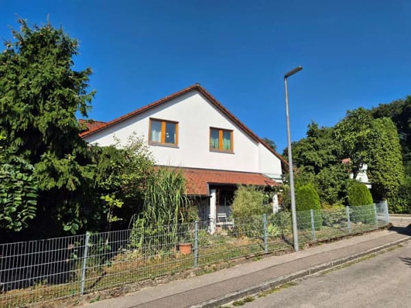 Immobilie in Aystetten - attraktive DHH mit Südterrasse  - kurzfristig verfügbar- - Bild 0
