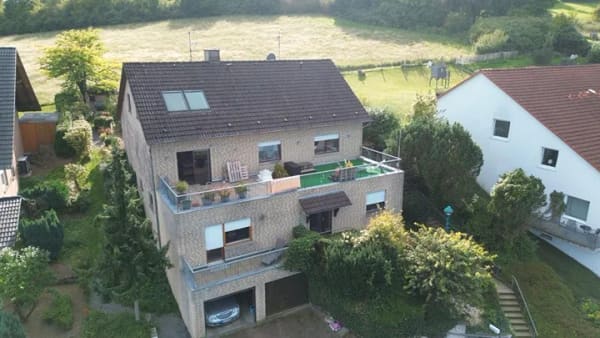 Immobilie in Lügde - freistehendes 1-2 Familienhaus mit Sicht über das Pyrmonter Tal - Bild 0