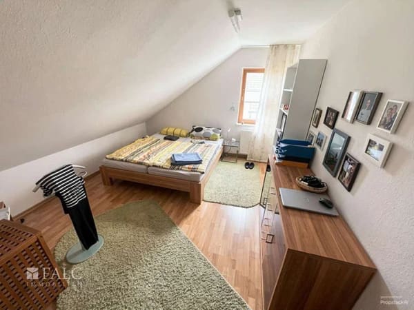 Immobilie in Appenweier - Modernes Wohnen oder Investition – kein Modernisierungsstau und aktuell erneuerte Heizungsanlage - Bild 2