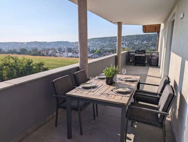 Immobilie in Niefern-Öschelbronn - 4 Wohneinheiten mit top Rendite! Mehrfamilienhaus mit Sauna, Balkon & Garten - Bild 2
