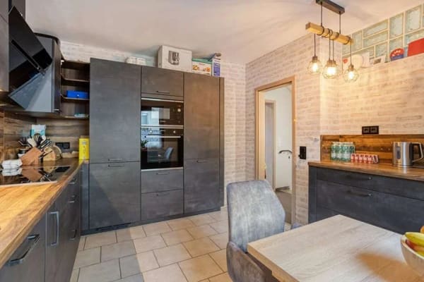Immobilie in Hückeswagen - Modernisierte Doppelhaushälfte mit 143 m² Wohnfläche, 5 Zimmer, Garten, Garage und Weitblick - Bild 3