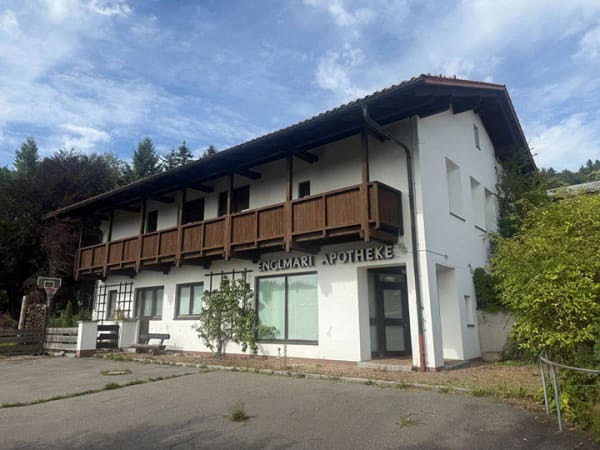 Immobilie in Sankt Englmar - Seltene Gelegenheit! Arzt- und Apothekenhaus in St. Englmar! - Bild 0