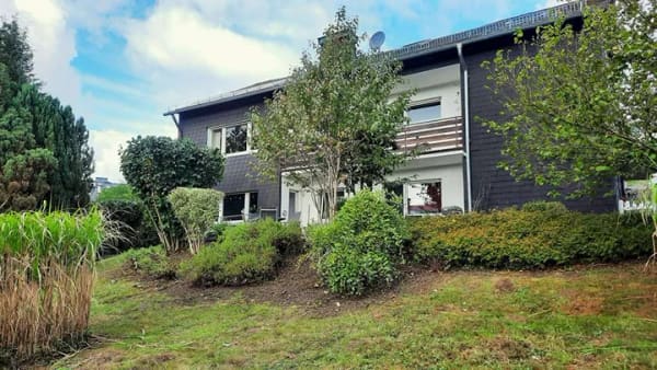 Immobilie in Meschede - Mehrgenerationenhaus mit Topaussicht auf das Sauerland - Bild 0