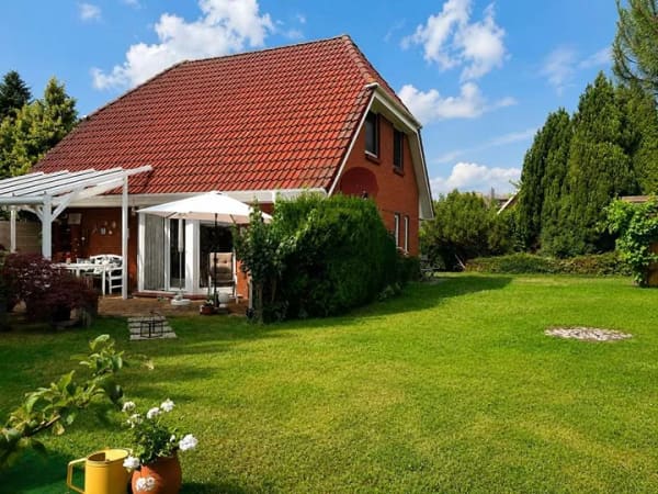 Immobilie in Wittenbeck - Ihr Zuhause an der Ostsee – Einfamilienhaus mit großem Grundstück und Baupotenzial - Bild 0