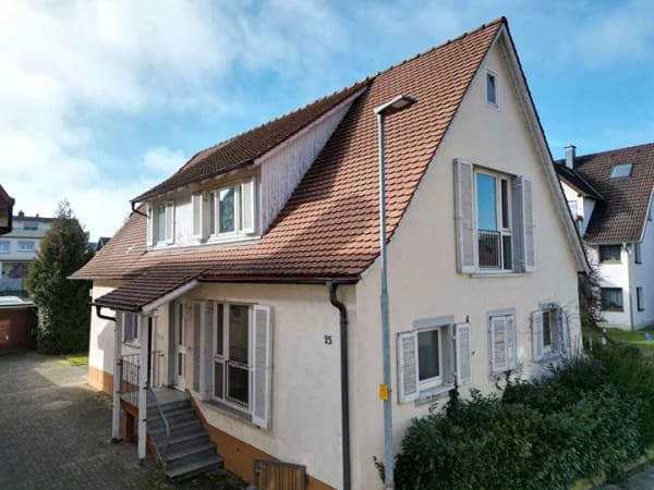 Immobilie in Bad Krozingen - Renovierungsobjekt in Bestlage – freistehendes Haus zum attraktiven Kaufpreis - Bild 2