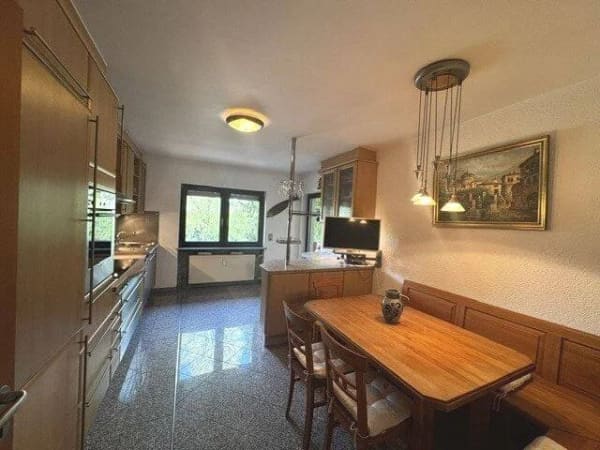 Immobilie in Hemsbach - Helle 2,5-Zimmerwohnung mit Loggia und Garage ! - Bild 0