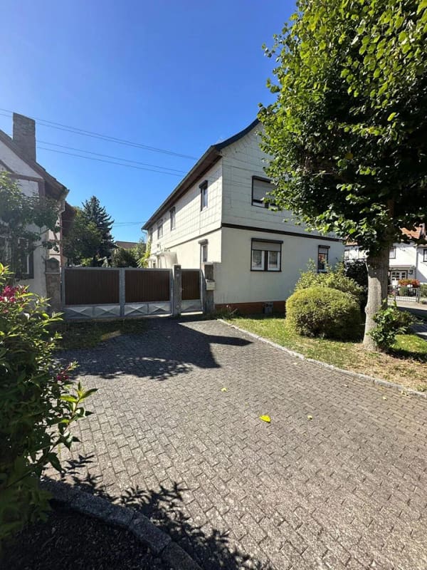 Immobilie in Hörsel - Saniertes grosses Wohnhaus, Wohnen mit Geschichte, Charme und außergewöhnlichem Platzangebot - Bild 0