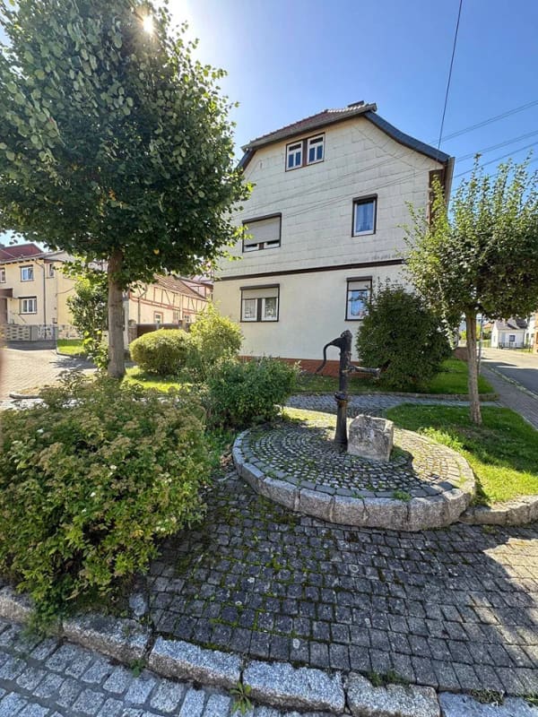 Immobilie in Hörsel - Saniertes grosses Wohnhaus, Wohnen mit Geschichte, Charme und außergewöhnlichem Platzangebot - Bild 2