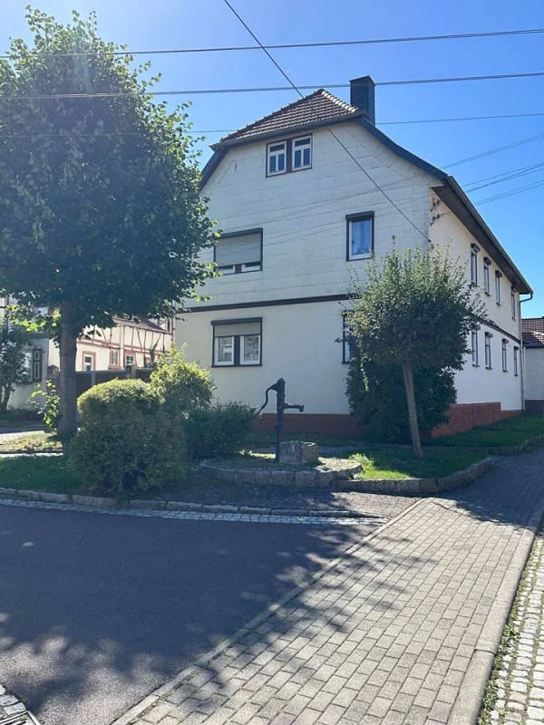 Immobilie in Hörsel - Saniertes grosses Wohnhaus, Wohnen mit Geschichte, Charme und außergewöhnlichem Platzangebot - Bild 3