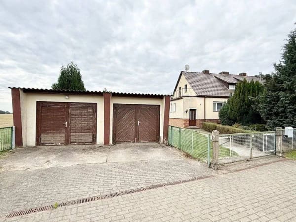 Immobilie in Annaburg - Haus mit Hof, Garten und viel Fläche - Bild 1