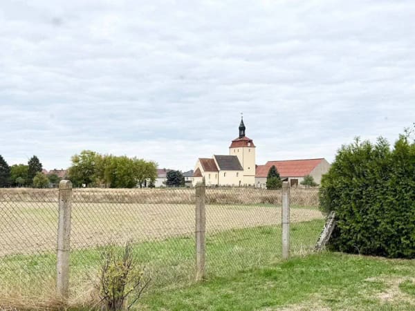 Immobilie in Annaburg - Haus mit Hof, Garten und viel Fläche - Bild 3