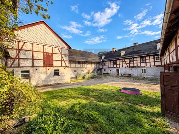 Immobilie in Saalburg-Ebersdorf - PROVISIONSFREI* – Wenn ein großer Garten einfach nicht groß genug ist: Hof mit 2,5 Hektar! - Bild 4
