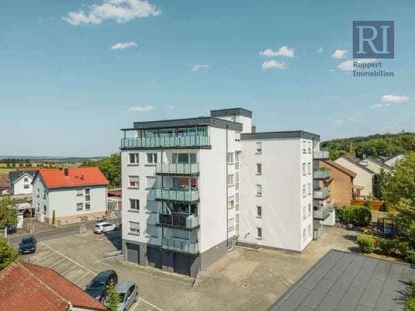 Immobilie in Waldbüttelbrunn - Barrierefreie 3-Zimmer Wohnung mit Balkon - Bild 1