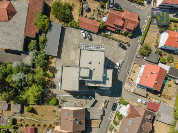 Immobilie in Waldbüttelbrunn - Großzügige, helle 3-Zimmerwohnung mit Balkon - Bild 3