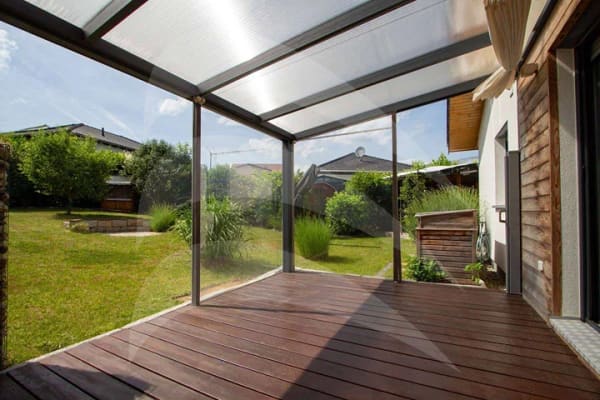 Immobilie in Mallersdorf-Pfaffenberg - Moderner Bungalow mit stilvollem Garten und nachhaltigem Energiekonzept - Bild 2