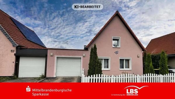 Immobilie in Leegebruch - Wohntraum mit Garten, Kamin & einer Bar - Bild 0