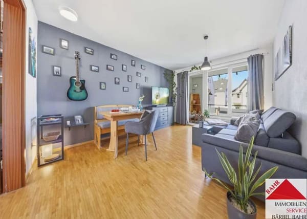 Immobilie in Magstadt - Ihr neuer Lieblingsplatz? 3 Zimmer mit Westbalkon & eigenem Zugang - Bild 0