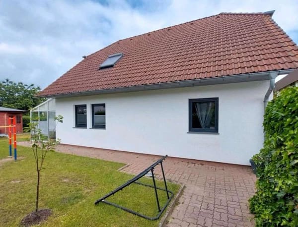 Immobilie in Röbel/Müritz - Wohnen nahe dem Wasser mit viel Platz & Komfort - Bild 0