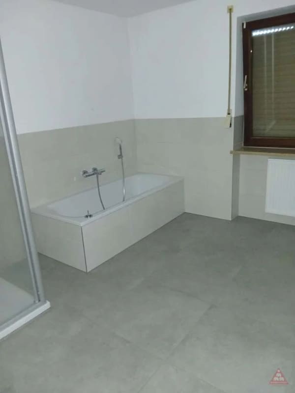 Immobilie in Willmering - Wohnen auf einer Ebene: 192 m² mit Garten und großer Terrasse in Willmering - Bild 2
