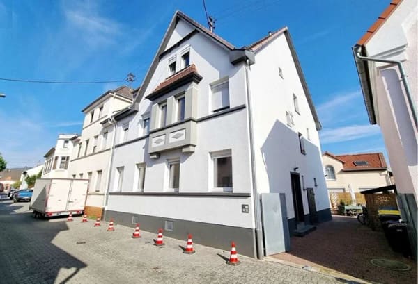 Immobilie in Oestrich-Winkel - Vollvermietetes Mehrfamilienhaus mit 5 Einheiten im historischen Ortskern von Oestrich - Bild 0