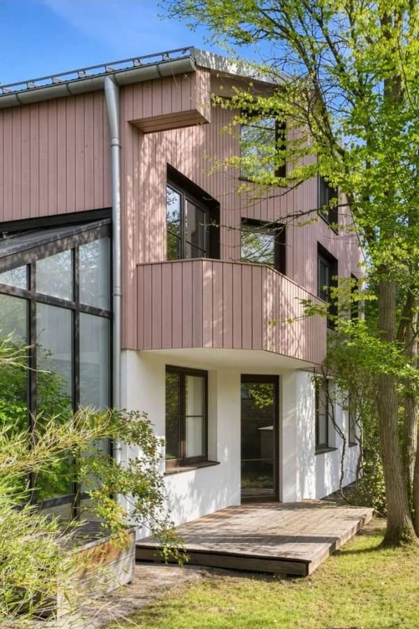 Immobilie in Hohenbrunn - Wohnen. Vermieten. Arbeiten. Vielseitiges Mehrparteienhaus mit gehobener Ausstattung & viel Raum - Bild 2