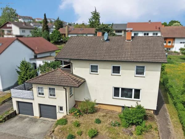 Immobilie in Zuzenhausen - Einfamilienhaus mit viel Platz in Zuzenhausen! - Bild 0