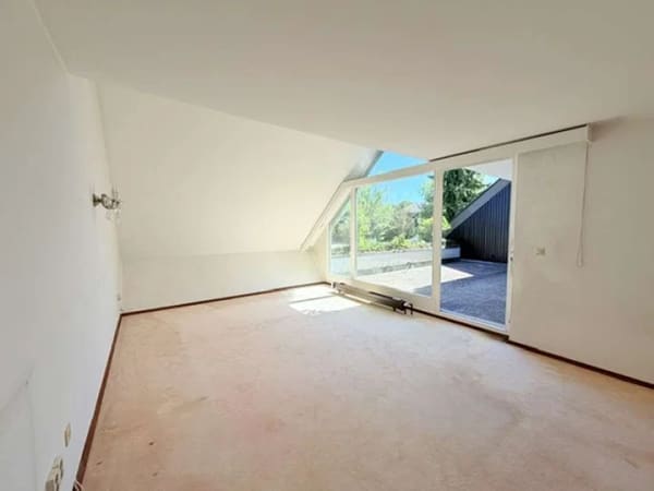 Immobilie in Flein - Großzügige und gut geschnittene 3-Zi-Wohnung (renovierungsbedürftig) in herrlicher Feldrandlage - Bild 4