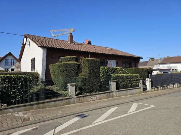 Immobilie in Undenheim - Schönes Haus mit Einliegerwohnung Garten und großer Garage - Bild 1