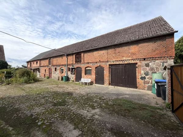 Immobilie in Sonnenberg - großer 4-Seitenhof mit Wohnhaus Scheune und viel Nebengelass - Bild 4