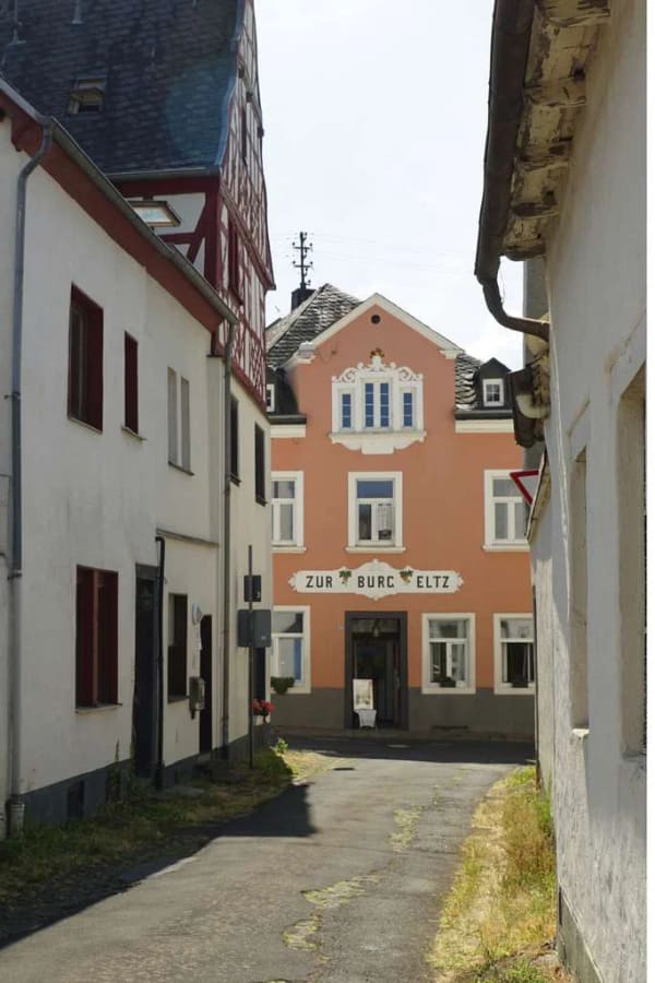 Immobilie in Münstermaifeld - Wohnhaus /Seminarzentrum - Bild 4