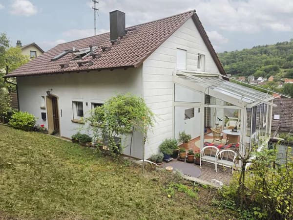 Immobilie in Forchtenberg - Gepflegtes Einfamilienhaus in ruhiger Lage mit herrlichem Ausblick - Bild 0